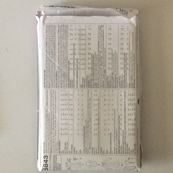 💥3/20💥Beautiful Simplicity Andrea Schewe Adult Costume sizes 12-20 - Picture 2 of 4